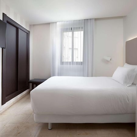 Nh Ciudad De Santander Hotell Exteriör bild