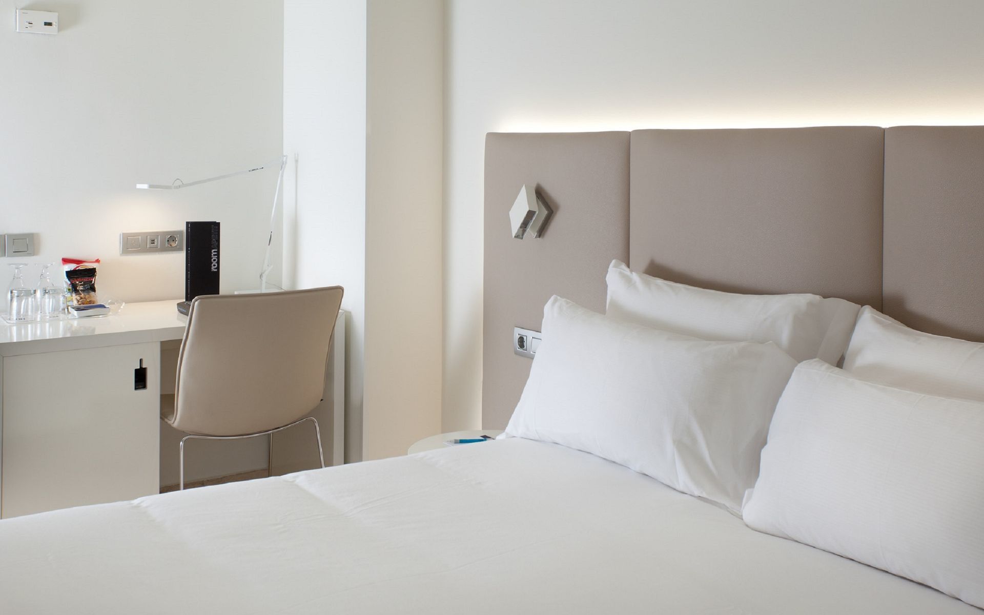 Nh Ciudad De Santander Hotell Exteriör bild