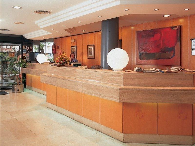 Nh Ciudad De Santander Hotell Inreriör bild