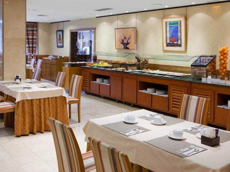 Nh Ciudad De Santander Hotell Exteriör bild
